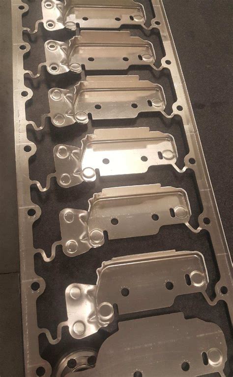 stamping sheet metal parts